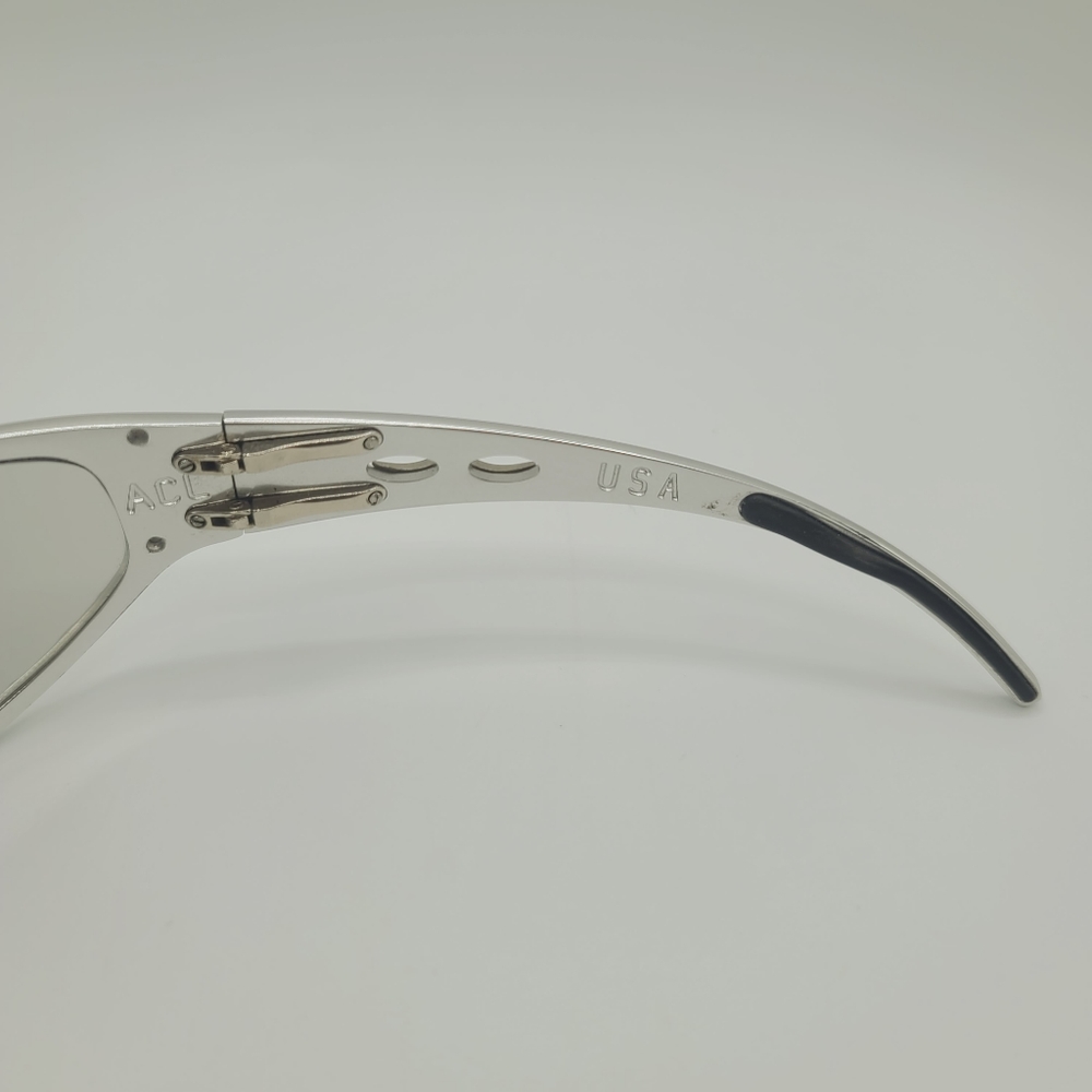 ICICLES Baggers Motorcycle Sunglasses with Diamond Chrome Frame - Picture 4 of 6
